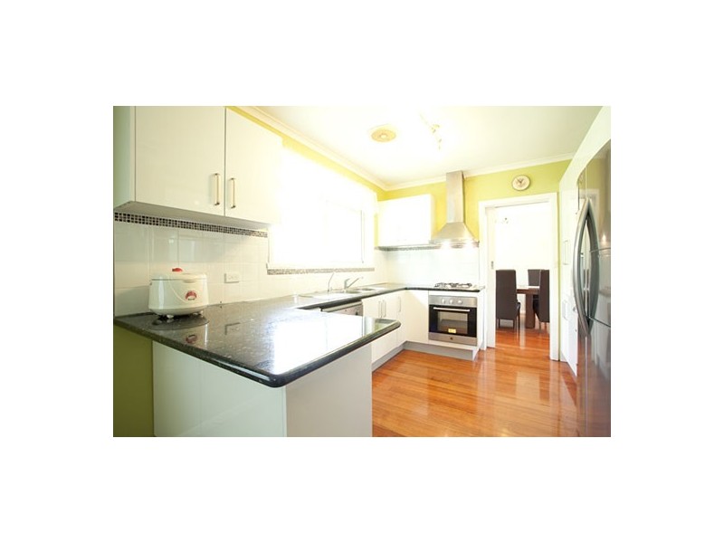 33 Belinda Crescent, Doncaster East VIC 3109