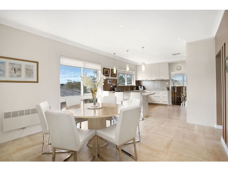 17 Ashford Street, Templestowe Lower VIC 3107