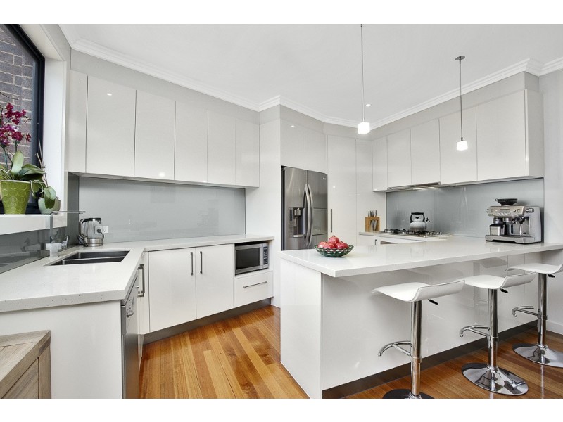 1/8 Old Warrandyte Road, Donvale VIC 3111