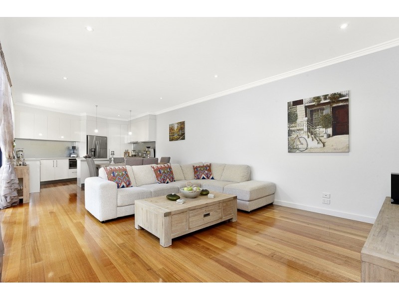 1/8 Old Warrandyte Road, Donvale VIC 3111