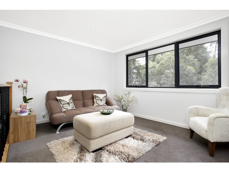 1/8 Old Warrandyte Road, Donvale VIC 3111