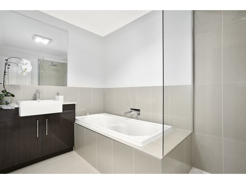 1/8 Old Warrandyte Road, Donvale VIC 3111