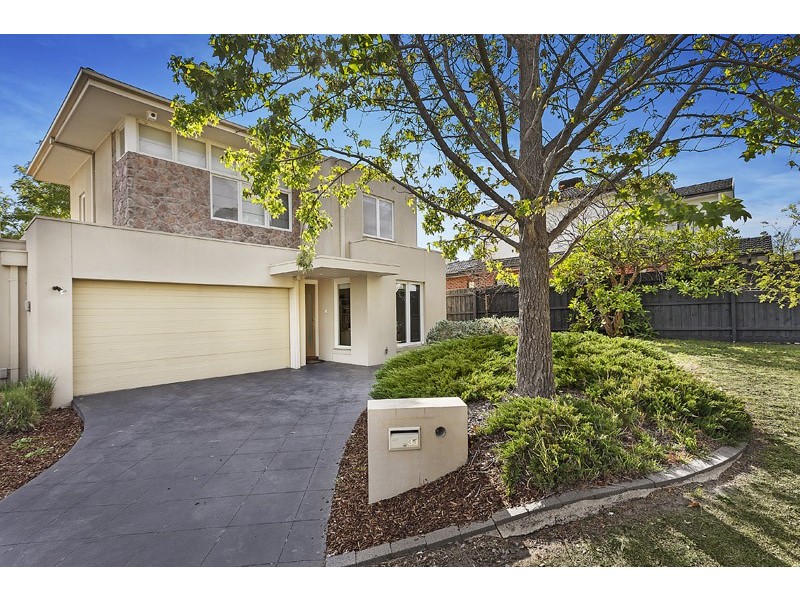 33 St Clems Road, Doncaster East VIC 3109