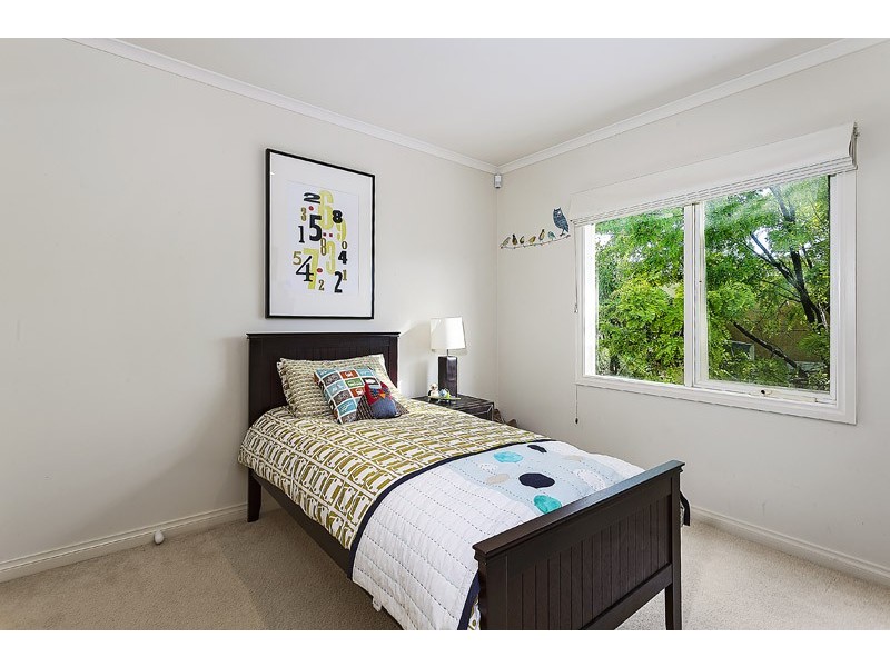 33 St Clems Road, Doncaster East VIC 3109