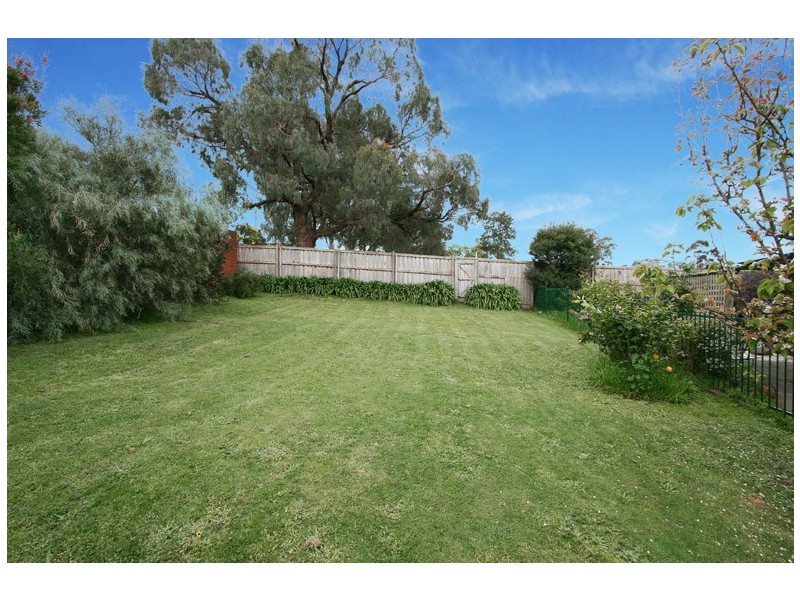 7 Maxia Road, Doncaster East VIC 3109