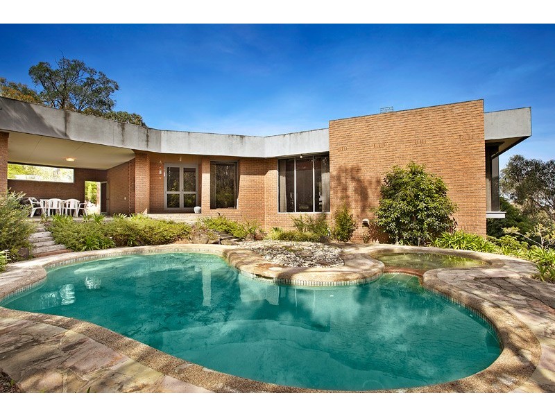 217-225 Tindals Rd, Donvale VIC 3111