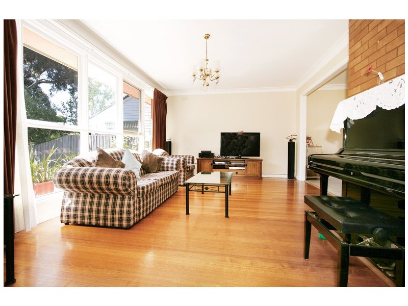 14 Shaun Avenue, Blackburn South VIC 3130