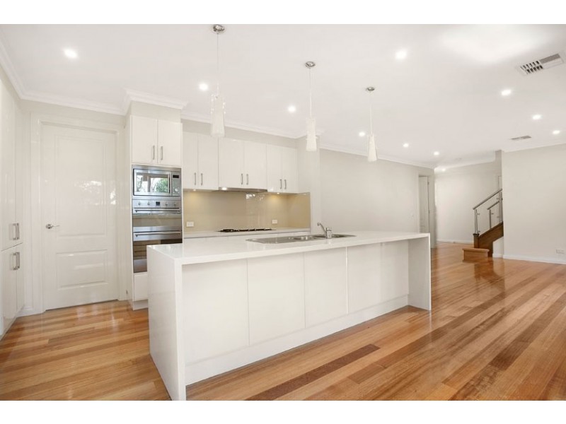 3/3 Elizabeth Street, Doncaster East VIC 3109