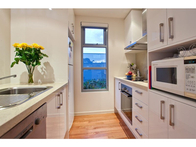 15/13 Winifred Street, Essendon VIC 3040