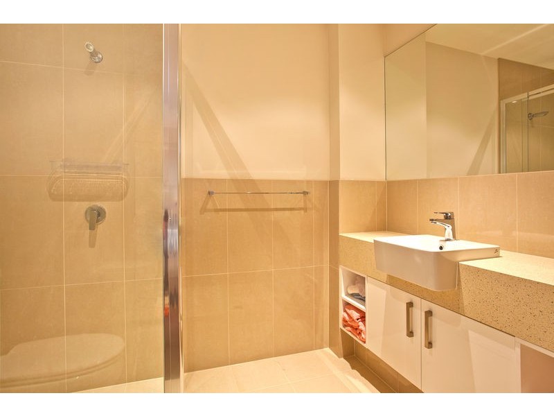 15/13 Winifred Street, Essendon VIC 3040