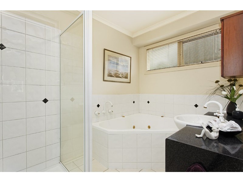 1/328 Main Road, Lower Plenty VIC 3093