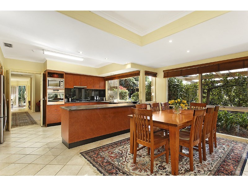 16 Aloha Gardens, Templestowe VIC 3106