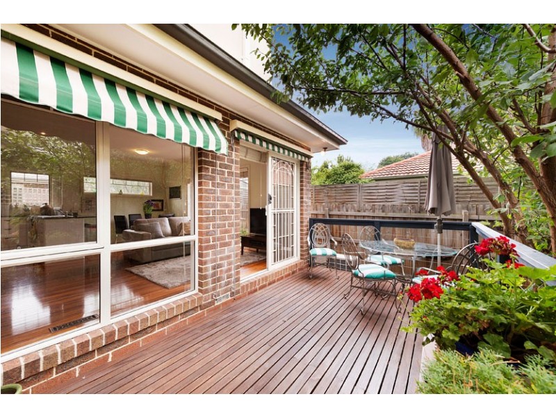 2/7 Mitchell Road, Mont Albert North VIC 3129