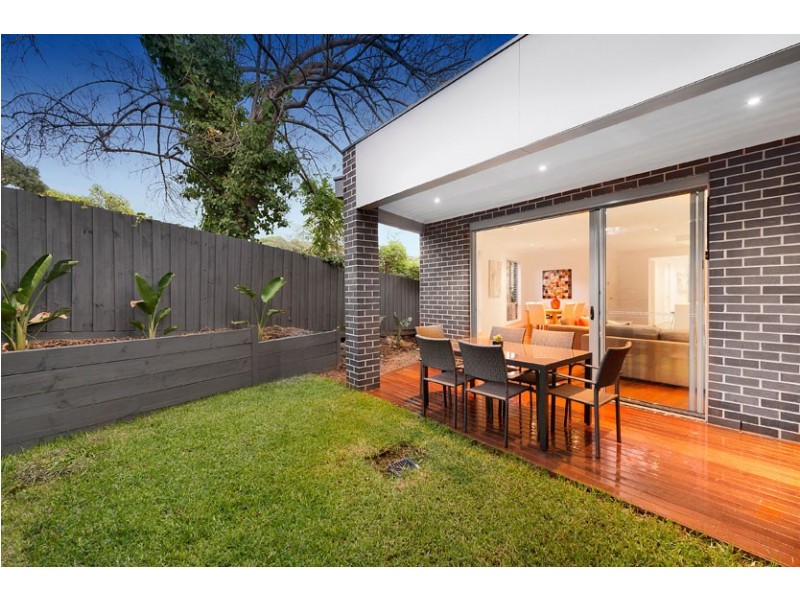 16 Bareena Grove, Doncaster East VIC 3109