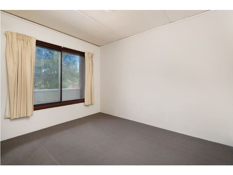 13/10-16 Wetherby Rd, Doncaster VIC 3108