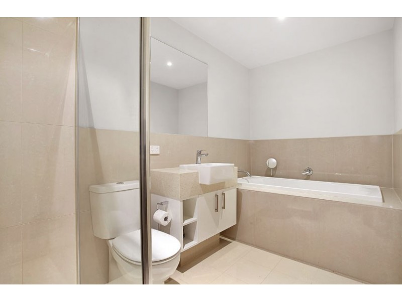 9/13 Winifred Street, Essendon VIC 3040