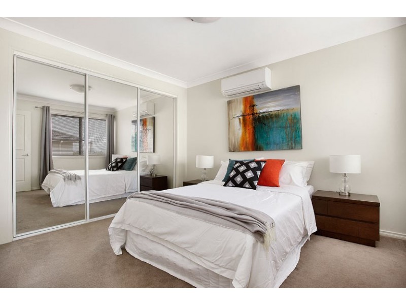 2/24 Mountfield Road, Mitcham VIC 3132