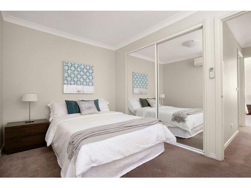 2/24 Mountfield Road, Mitcham VIC 3132