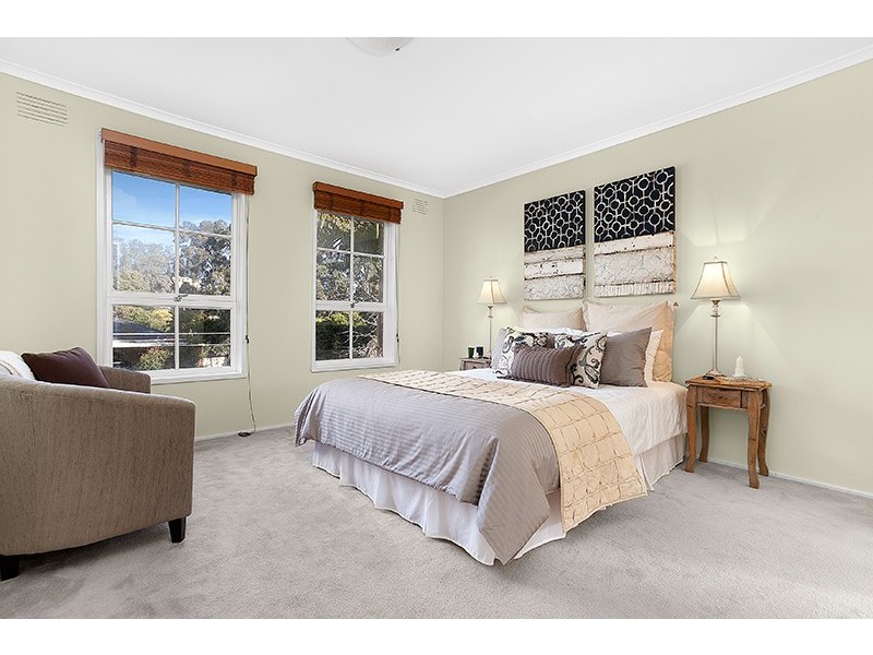 15 White Way, Bulleen VIC 3105