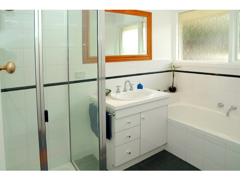 65 Bowen Road, Doncaster East VIC 3109