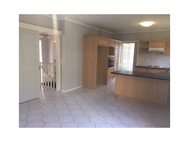 1/42 Finlayson Street, Doncaster VIC 3108