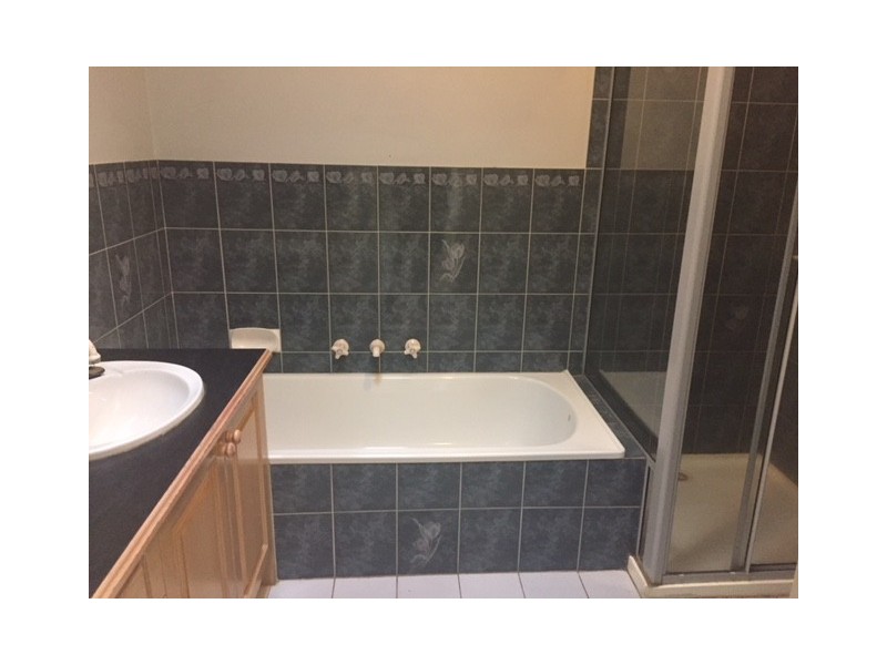 1/42 Finlayson Street, Doncaster VIC 3108