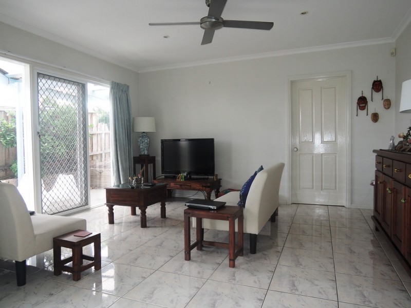 2/1 Braeside Drive, Doncaster VIC 3108