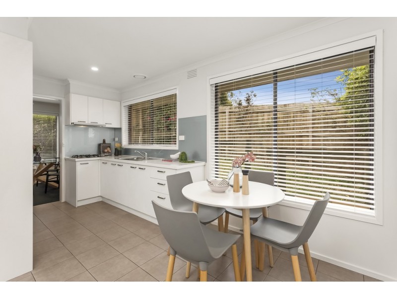 1/12 Hamilton Crescent, Doncaster East VIC 3109