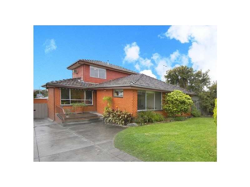 33 Nirvana Crescent, Bulleen VIC 3105