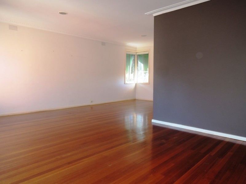 33 Nirvana Crescent, Bulleen VIC 3105