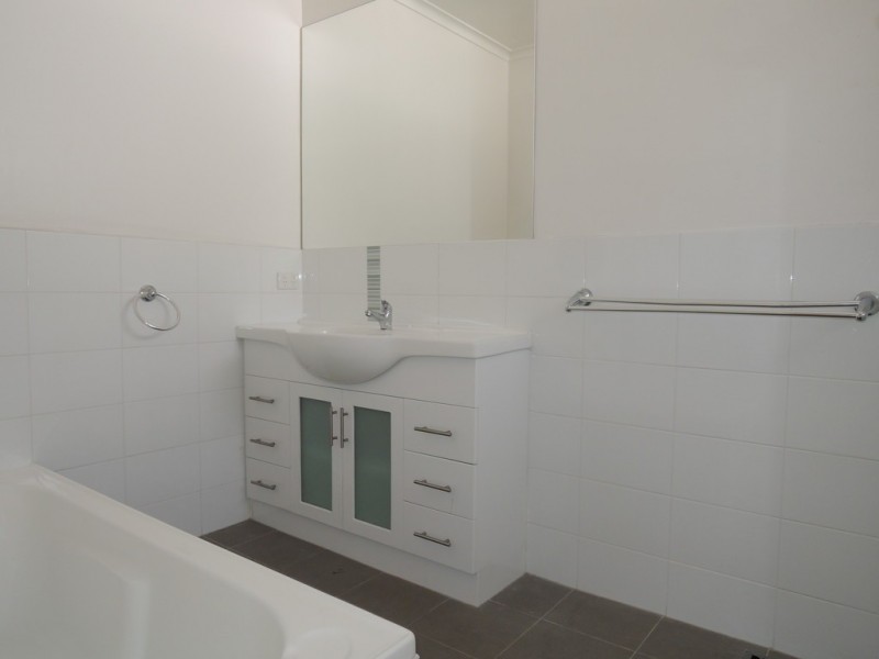 33 Nirvana Crescent, Bulleen VIC 3105