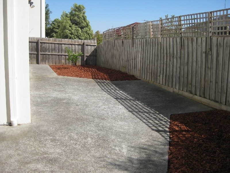 3/4 Cherry Blossom Court, Doncaster East VIC 3109