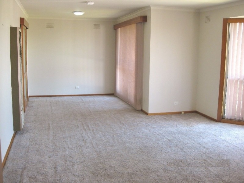 2/746 Elgar Road, Doncaster VIC 3108