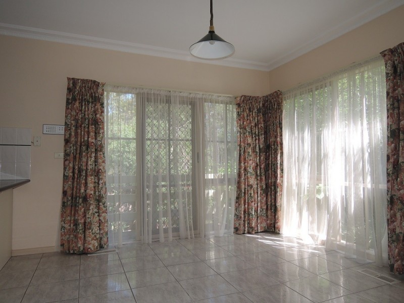 4/17 Calvin Crescent, Doncaster East VIC 3109