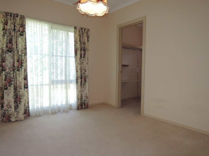 4/17 Calvin Crescent, Doncaster East VIC 3109