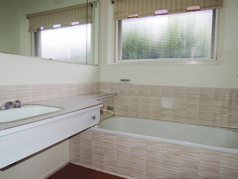 1 Creswick Street, Donvale VIC 3111