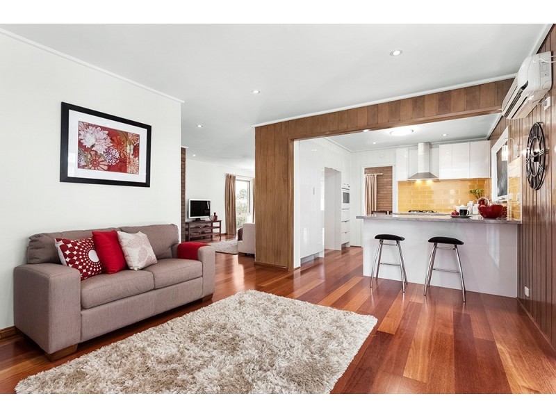 8 Canopus Drive, Doncaster East VIC 3109