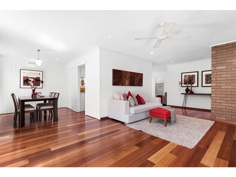 8 Canopus Drive, Doncaster East VIC 3109