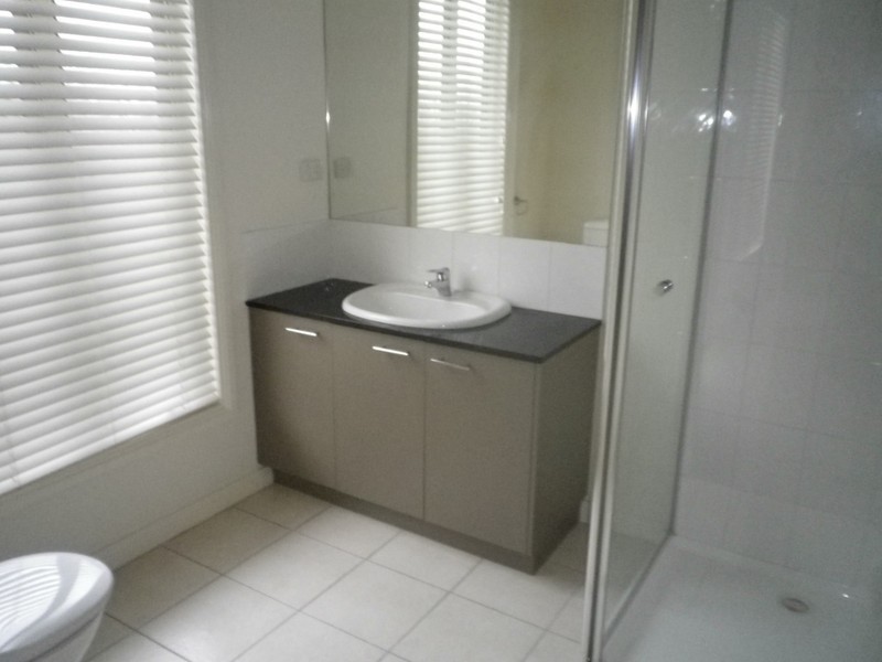 27 Morna Road, Doncaster East VIC 3109