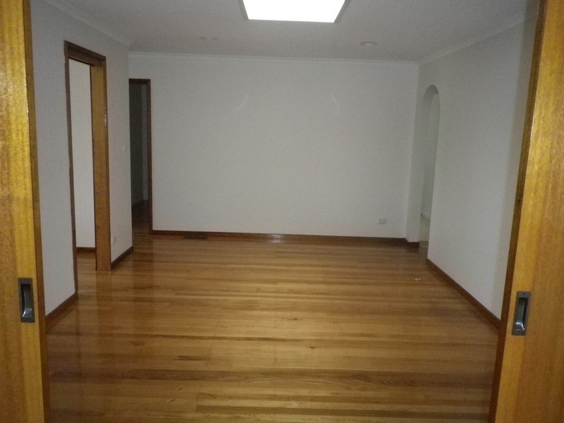 6 Lawanna Drive, Templestowe VIC 3106