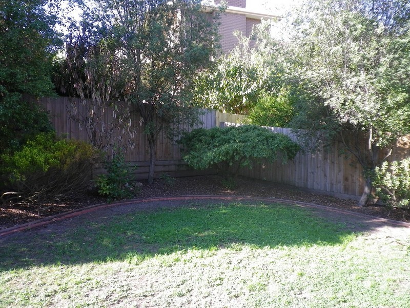 13 Hillcroft Drive, Templestowe VIC 3106