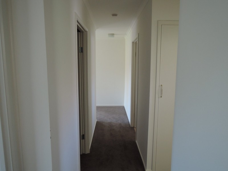 1 Golden Court, Doncaster VIC 3108