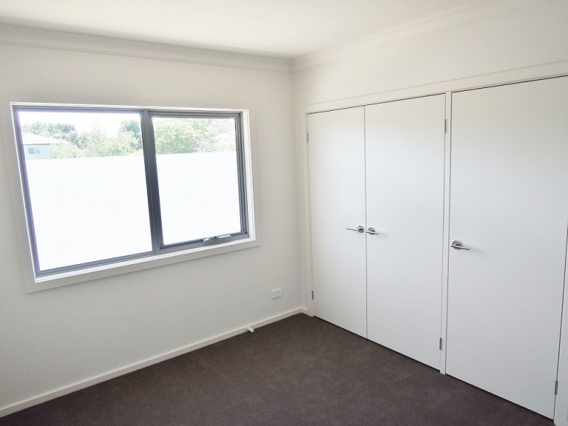 10/12 Alfrick Road, Croydon VIC 3136