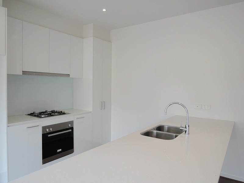 4/2-4 Claude Street, Bayswater VIC 3153