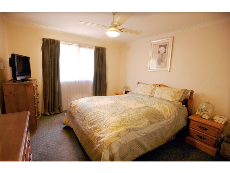 16 Newmans Road, Templestowe VIC 3106