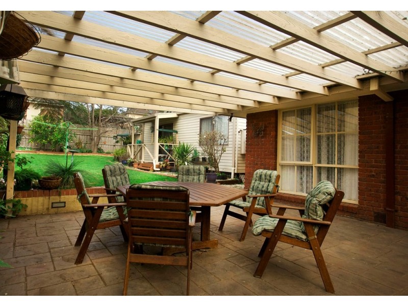 16 Newmans Road, Templestowe VIC 3106