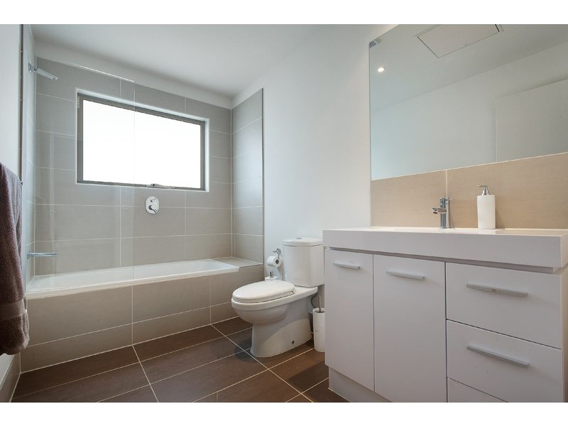 33/881 Doncaster Road, Doncaster East VIC 3109