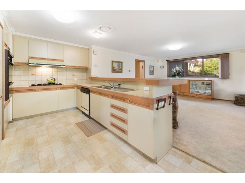 7 Reddington Terrace, Doncaster East VIC 3109