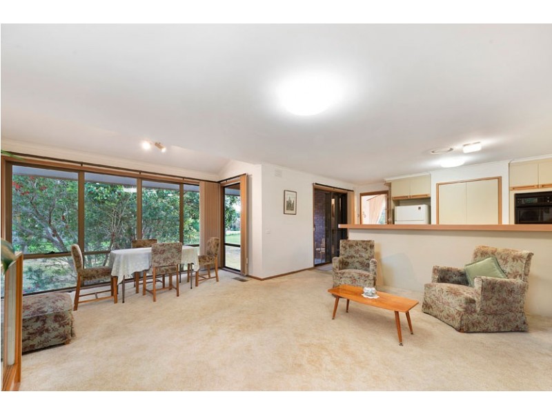 7 Reddington Terrace, Doncaster East VIC 3109