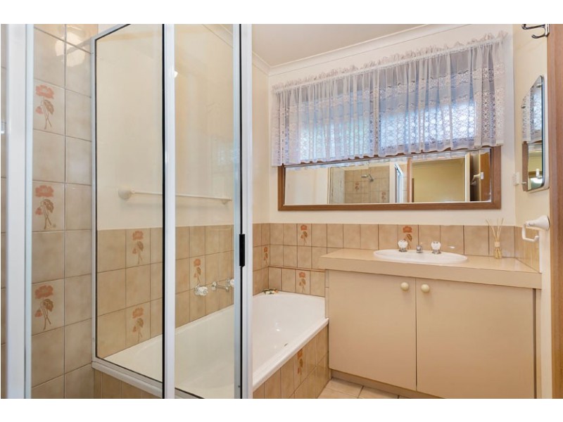 7 Reddington Terrace, Doncaster East VIC 3109